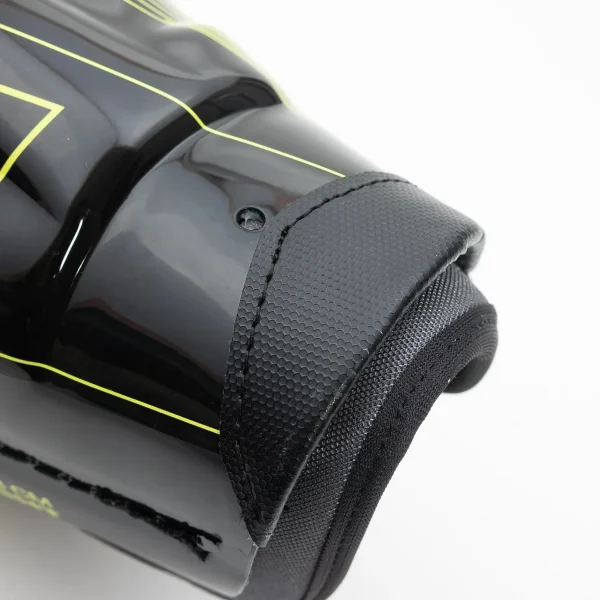 CCM Tacks XF80 Senior Hockey Shin Guards